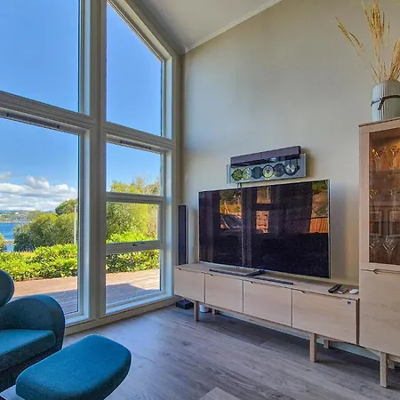 Beautiful In Bjoroyhamn With House Sea View *